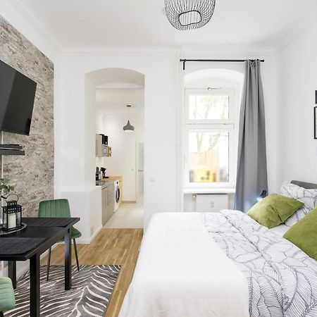 The Koburger Hh, Lovely 1 Bedroom With High Bed Up To 4 Ppl Berlin Exterior photo
